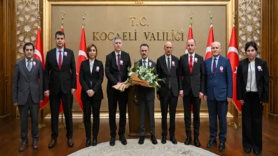 Ziyarette, Vali Aktaş, İl Defterdarı Dr. Osman Eşgin ve beraberindeki