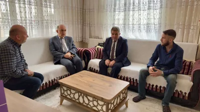 Ordu Valisi Muammer Erol, evde sağlık hizmetinden faydalanan vatandaşları bug&uuml;n