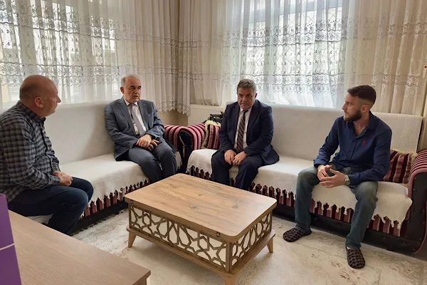 Ordu Valisi Muammer Erol, evde sağlık hizmetinden faydalanan vatandaşları bug&uuml;n