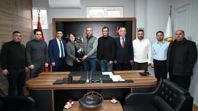 Yalova Belediye başkan yardımcıları Ayta&ccedil; Mutlu, Murat Tiryaki, Mesut Tutuğ,