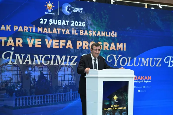 Cumhurbaşkanı Yardımcısı Cevdet Yılmaz, AK Parti Malatya İl Başkanlığı&rsquo;nın iftar