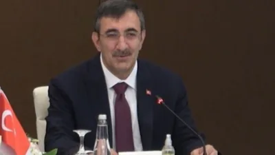 Cumhurbaşkanı Yardımcıs Yılmaz, sosyal medya paylaşımında Cumhurbaşkanı &nbsp;Erdoğan&nbsp;i&ccedil;in, &ldquo;Millete hizmet