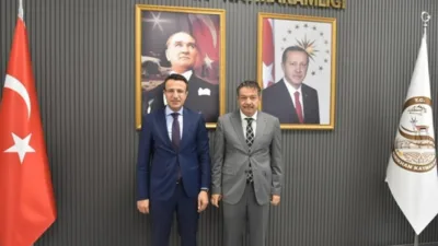 Hatay İl Emniyet M&uuml;d&uuml;rl&uuml;ğ&uuml; g&ouml;revini y&uuml;r&uuml;ten Yılmaz, Kırıkhan Kaymakamı Akpay&rsquo;a