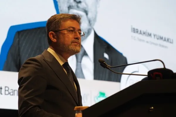 Tarım ve Orman Bakanı İbrahim Yumaklı, T&uuml;rkiye B&uuml;y&uuml;k Millet Meclisi'nde