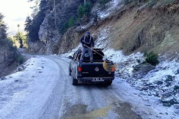 Antalya B&uuml;y&uuml;kşehir Belediyesi Yol Yapım Bakım ve Onarım Dairesi Başkanlığına