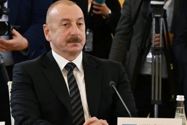 Azerbaycan Cumhurbaşkanı İlham Aliyev, Sırbistan Cumhurbaşkanı Aleksandar Vuçiç ile telefonla