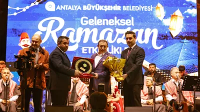 Şanlıurfalılar Gecesi programına Antalya B&uuml;y&uuml;kşehir Belediyesi Başkan Vekili&nbsp;Hasan Akkoyun, Şanlıurfa