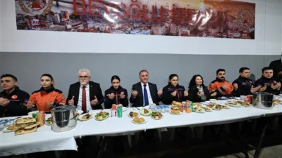 Programa İBB Meclisi CHP Grup Başkanvekili &Uuml;lk&uuml; İnanlı ile Genel