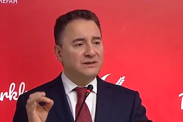 DEVA Partisi Genel Başkanı Babacan, ABD ve İsrail&rsquo;in İran&rsquo;a yaptığı