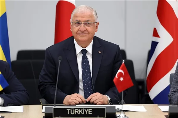 Milli Savunma Bakanı Yaşar Güler, Gürcistan Savunma Bakanı Irakli Chikovani