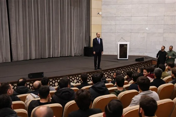 Konya Büyükşehir Belediye Başkanı Uğur İbrahim Altay, belediyeye bağlı daire
