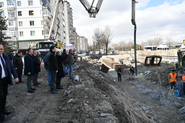Kayseri B&uuml;y&uuml;kşehir Belediye Başkanı Memduh B&uuml;y&uuml;kkılı&ccedil;, belediye tarafından hayata ge&ccedil;irilen