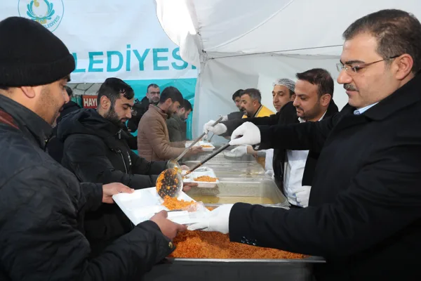 Haliliye Belediye Başkanı Mehmet Canpolat ve AK Parti Haliliye İlçe