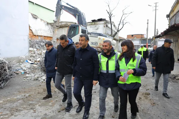Samsun B&uuml;y&uuml;kşehir Belediye Başkanı Halit Doğan, G&uuml;lsan Sanayi Sitesi&rsquo;ni ziyaret