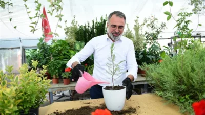 Kestel Belediye Başkanı Ferhat Erol, üreticilerin hem üretim hem de