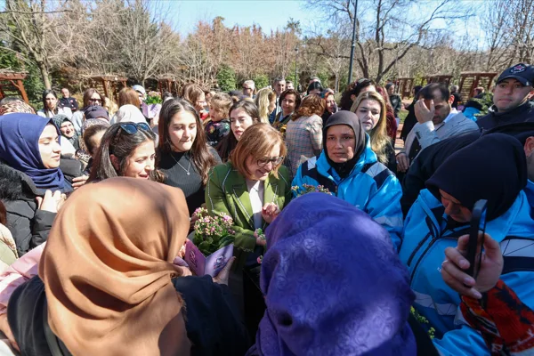 8 Mart Dünya Kadınlar Günü kapsamında Botanik Bahçesi’nde düzenlenen buluşmada,