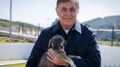 İzmir B&uuml;y&uuml;kşehir Belediye Başkanı Cemil Tugay, İzmir B&uuml;y&uuml;kşehir Belediyesi Pako