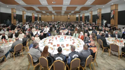 Nazım Hikmet Kültür Merkezi’nde düzenlenen programa belediye başkan yardımcıları ile