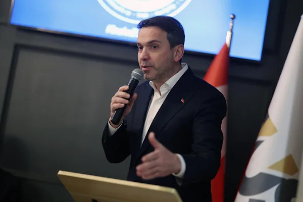 Enerji ve Tabii Kaynaklar Bakanı Alparslan Bayraktar, Kanada temasları kapsamında