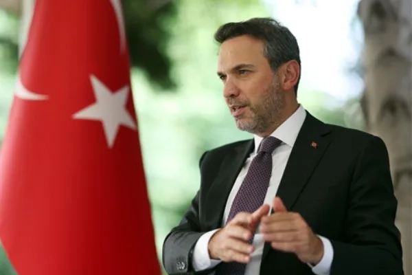 Enerji ve Tabii Kaynaklar Bakanı Bayraktar,&nbsp;Toronto&rsquo;da DEİK ve THY tarafından