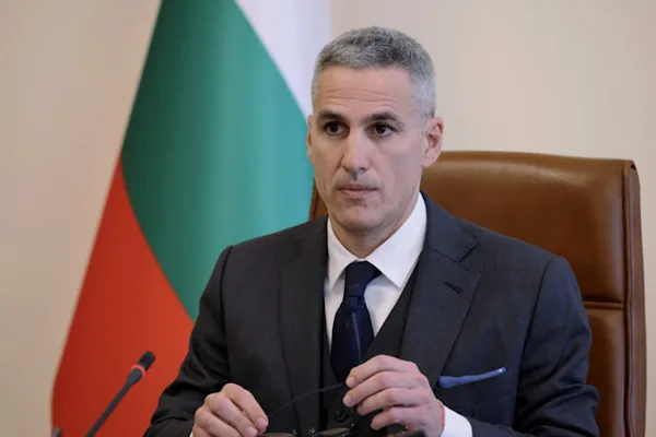 Bulgaristan Cumhuriyeti Bakanlar Kurulu’nun açıklamasına göre; Bulgaristan, şu anda çatışmalardan
