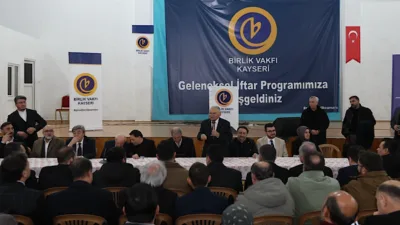 Kayseri B&uuml;y&uuml;kşehir Belediye Başkanı&nbsp;B&uuml;y&uuml;kkılı&ccedil;, Ramazan ayı kapsamında d&uuml;zenlenen iki ayrı