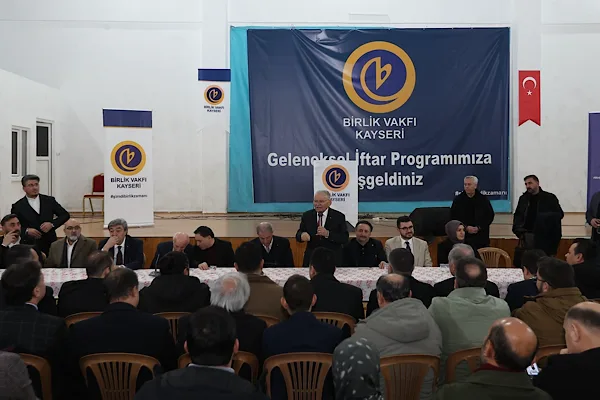Kayseri B&uuml;y&uuml;kşehir Belediye Başkanı&nbsp;B&uuml;y&uuml;kkılı&ccedil;, Ramazan ayı kapsamında d&uuml;zenlenen iki ayrı
