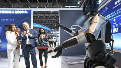 Çin Ticaret Bakanı Wang Wentao, robotların Çin’in dış ticaretinde yeni
