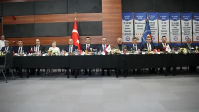 &Ccedil;orlu Ticaret ve Sanayi Odası tarafından d&uuml;zenlenen geleneksel iftar programı,