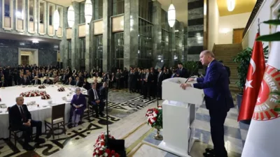 Cumhurbaşkanı Erdoğan'ın konuşmasından bazı satır başları ş&ouml;yle: "Sizlerin ailelerinizin ve