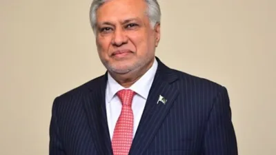 Pakistan Başbakan Yardımcısı ve Dışişleri Bakanı Senatör Mohammad Ishak Dar,