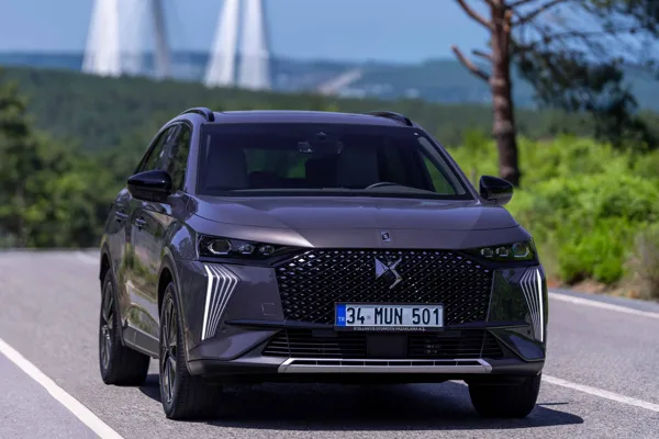 DS Automobiles, mart ayına özel teklifleri kapsamında; DS 7’nin Etoile