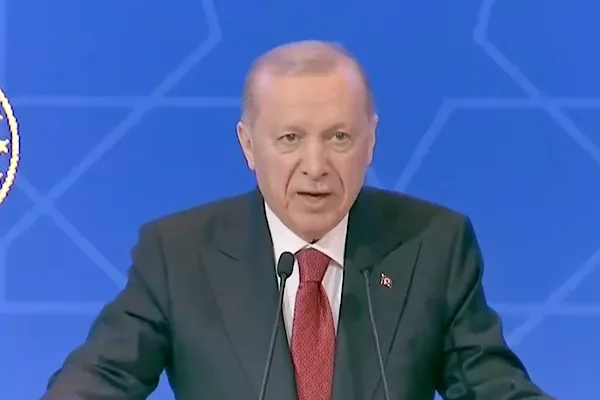 Cumhurbaşkanı Erdoğan, 8 Mart Dünya Kadınlar Günü dolayısıyla düzenlenen iftar