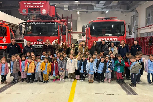 Eskişehir Büyükşehir Belediyesi bünyesinde hizmet veren Es Çocuk Evi ve