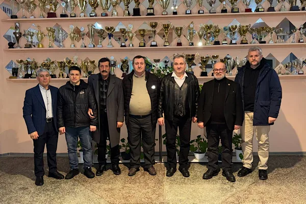 İzmit Belediyesi Başkan Yardımcısı Yaşar Kardaş ile IGF T&uuml;rkiye Federasyonu