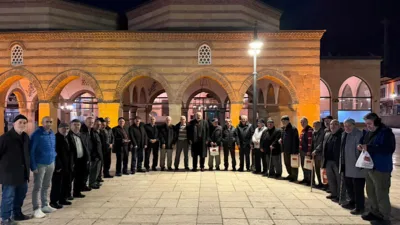 Karab&uuml;k Belediyesi tarafından başlatılan sosyal faaliyetler &ccedil;er&ccedil;evesinde, kentin emektar sakinleri