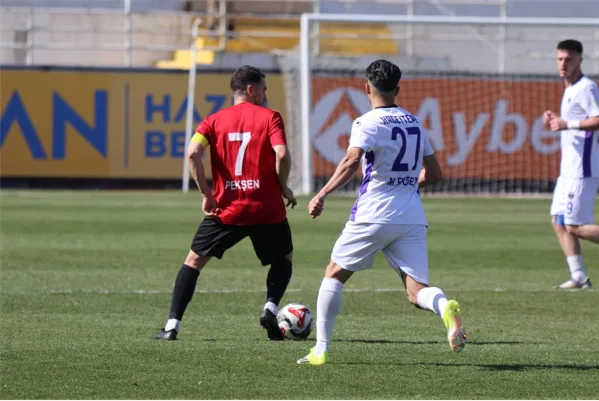 Karak&ouml;pr&uuml; Belediyespor, deplasmanda Hacettepe A.Ş. T&uuml;rk Metal 1963'e&nbsp;konuk oldu. Ma&ccedil;ın