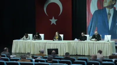 Mecliste, kadın cinayetlerine ilişkin dava s&uuml;re&ccedil;lerinin Konak Belediyesi tarafından izlenmesi,