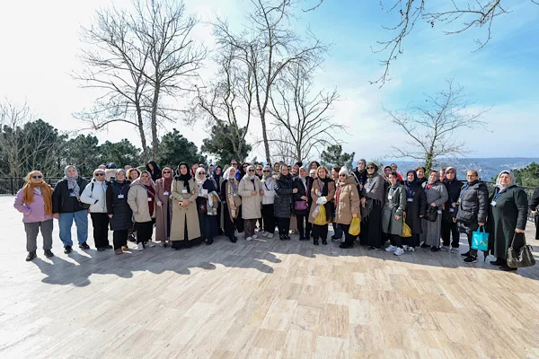 K&uuml;&ccedil;&uuml;k&ccedil;ekmece Belediyesi Sosyal Destek Hizmetleri M&uuml;d&uuml;rl&uuml;ğ&uuml; koordinesinde y&uuml;r&uuml;t&uuml;len k&uuml;lt&uuml;r gezileri