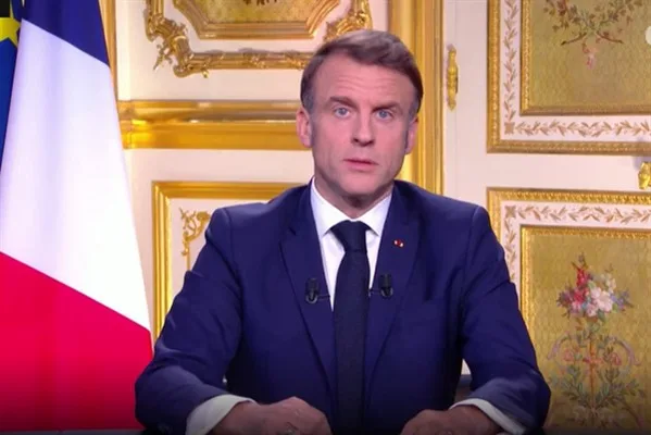 Fransa Cumhurbaşkanı Macron, G&ouml;lge filoya ağır darbe vurularak,&nbsp;Kuzey Denizi&rsquo;nde bir