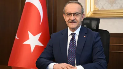 Malatya Valisi Seddar Yavuz,&nbsp;D&uuml;nya Yetimler G&uuml;n&uuml;'n&uuml;n, &ccedil;ocukların yalnız olmadığını hissettirmek,