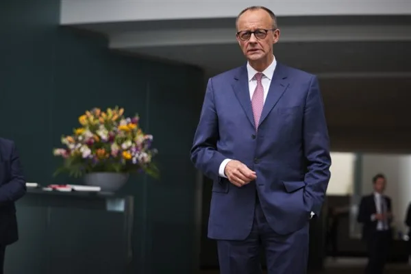 Almanya Başbakanı Friedrich Merz, ABD ziyaretinde yaptığı a&ccedil;ıklamada, Tahran&rsquo;daki rejimin