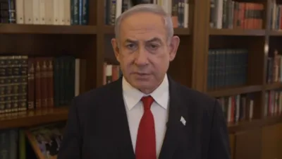 İsrail Başbakanı Netanyahu, Beerşeva’da saldırının gerçekleştiği noktayı ziyaret etti. İsrail’in