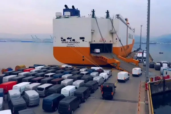 Uludağ Otomotiv Endüstrisi İhracatçıları Birliği (OİB) verilerine göre, otomotiv endüstrisinin