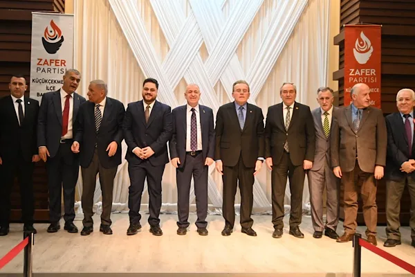 Zafer Partisi Genel Başkanı Prof. Dr. Özdağ, İstanbul İl Başkanlığı