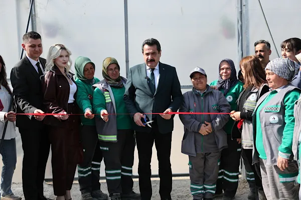 Pamukkale Belediye Başkanı Ertemur, ilçenin estetik görünümünü güçlendirecek ve yeşil