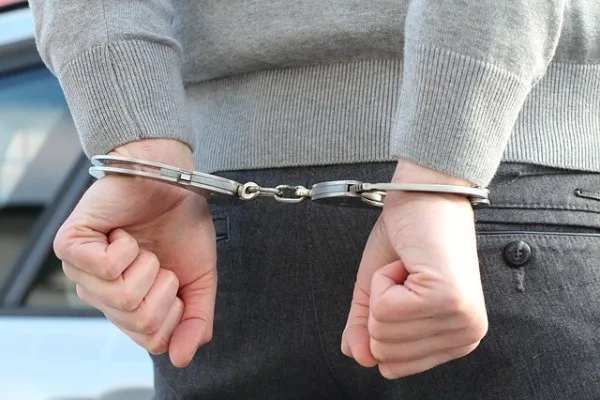 Şanlıurfa İl Emniyet M&uuml;d&uuml;rl&uuml;ğ&uuml; ekiplerince aranan şahıslara y&ouml;nelik y&uuml;r&uuml;t&uuml;len &ccedil;alışmalar