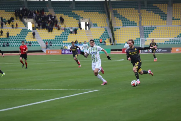 Şanlıurfaspor, sahasında MKE Ankaragücü ile karşı karşıya geldi. Karşılaşmanın 9.