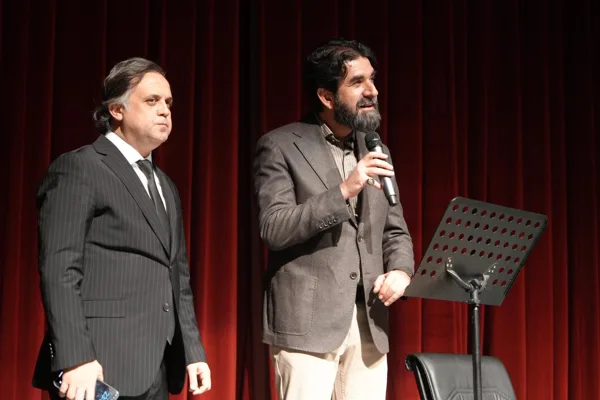 Prof. Dr. Erol Güngör Kültür Merkezi’nde gerçekleştirilen programda Tuncer, Düzcelilerle