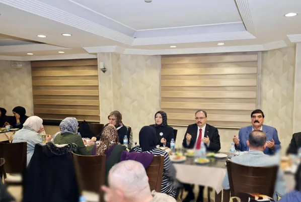 Siirt Valisi ve Belediye Başkan Vekili Kemal Kızılkaya ve eşi